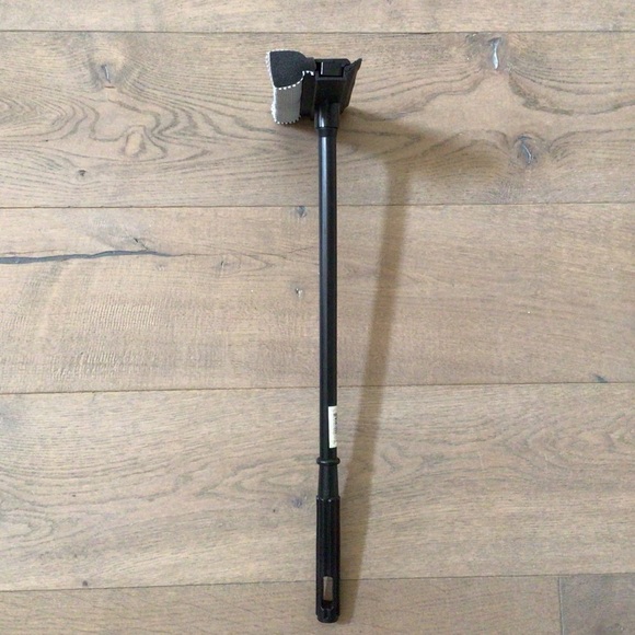 Car Windshield Wash Cleaner Unique Pivoting Head Window Glass Cleaner Car - Picture 9 of 10